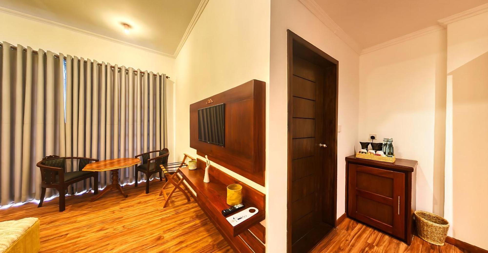 Covanro Sigiriya - Brand New Luxury Hotel Esterno foto